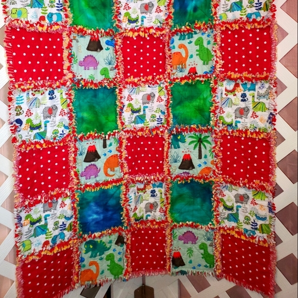 Handmade Baby/Toddler Dinosaur Flannel Rag Quilt - Picture 3 of 5